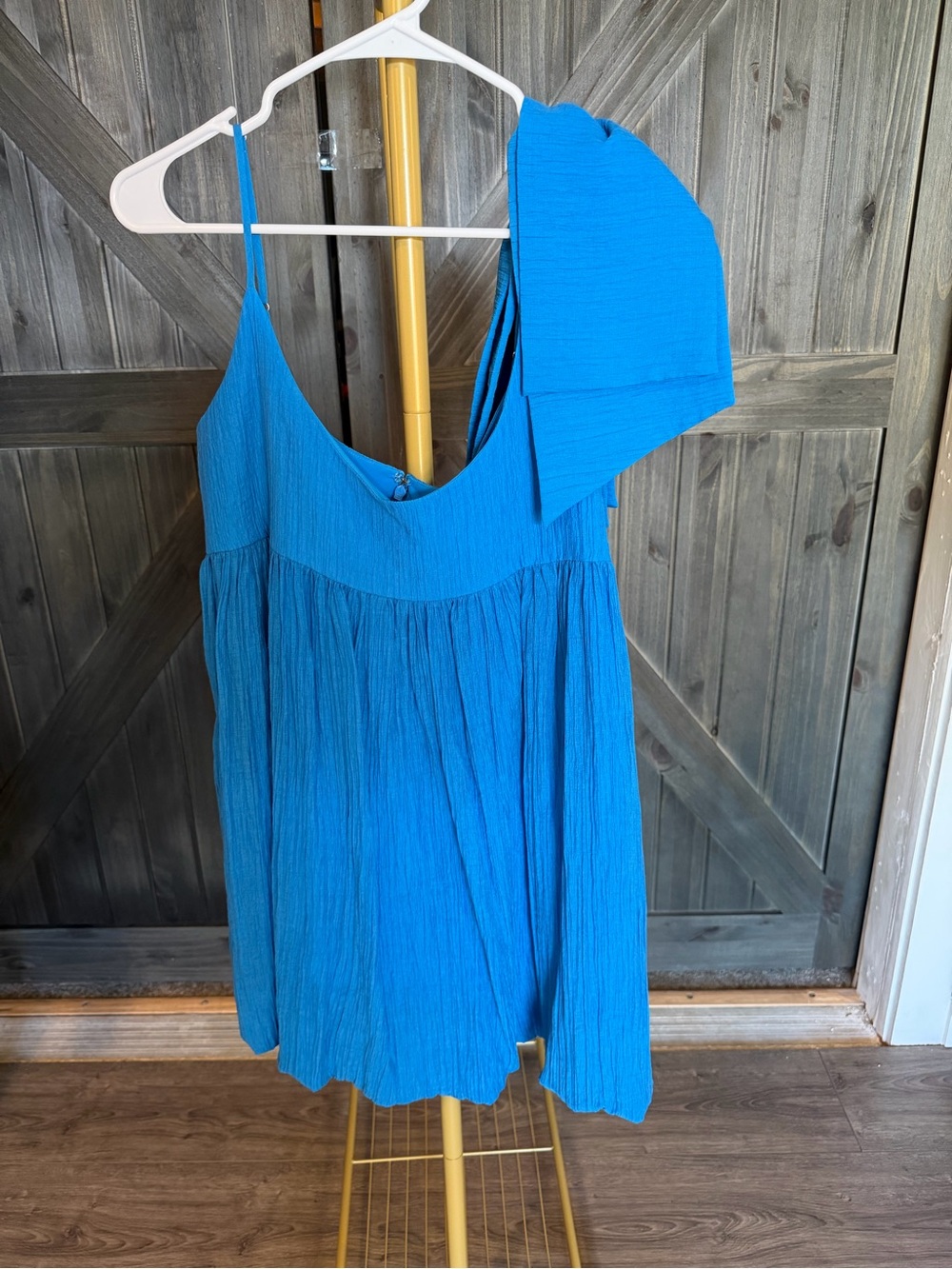 Gianni Bini Bright Blue Ruffled Spaghetti Strap Camisole